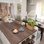 Greentree - With Private Pool Close To Budapest וילה