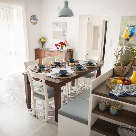 Greentree - With Private Pool Close To Budapest Будакалас