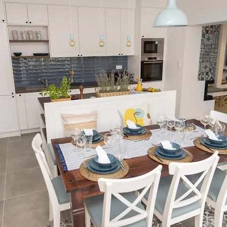 Greentree - With Private Pool, Close To Budapest Villa *