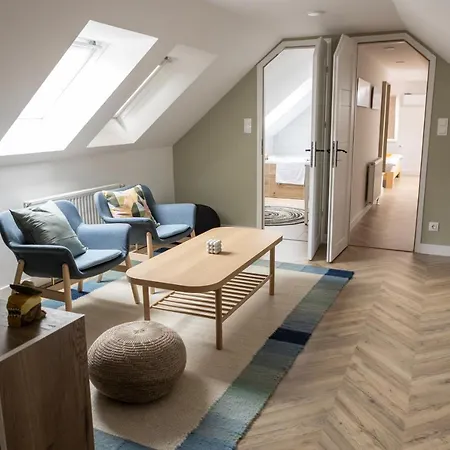 Villa Greentree - With Private Pool Close To Budapest Budakalász