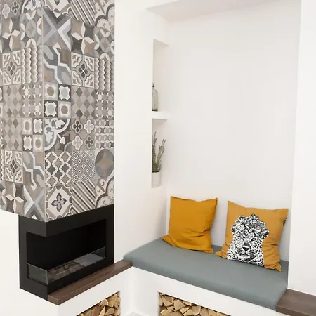 Greentree - With Private Pool, Close To Budapest Budakalasz