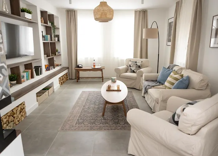 Greentree - With Private Pool Close To Budapest