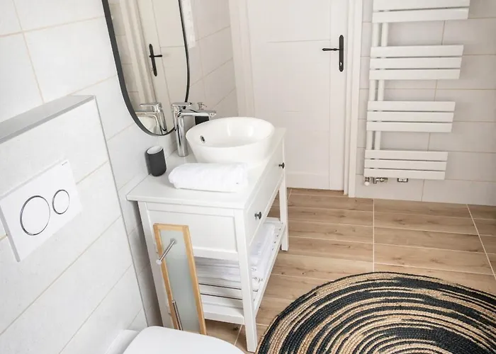 Greentree - With Private Pool Close To Budapest *