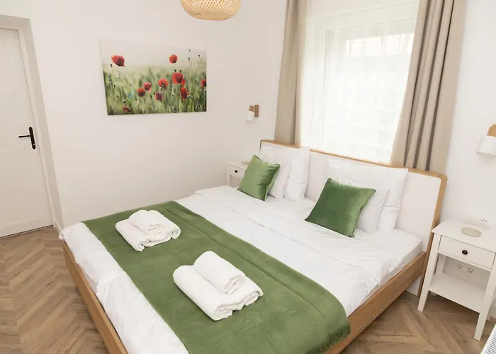 Greentree - With Private Pool Close To Budapest *